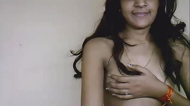 2022-09-13_hotnsweetindian_35513573