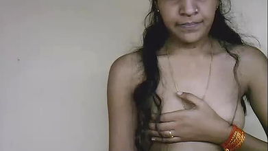 2022-11-01_hotnsweetindian_39732526