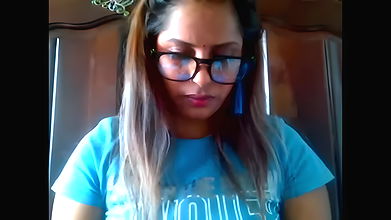 2022-11-03_crystal2india_39898563