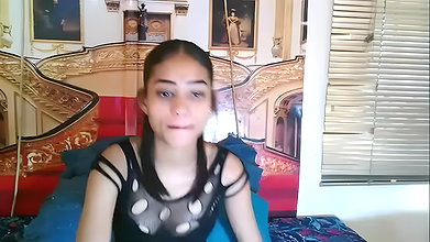 2022-11-17_indiancandygirl_41086317