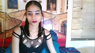2022-11-17_indiancandygirl_41088107