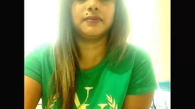 2022-11-28_crystal2india_42055551