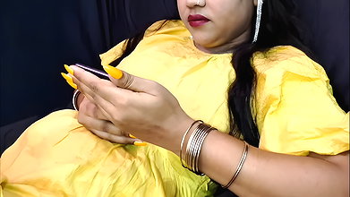 step Brother and step sister -bhai se chudwa rahi thi tabhi step mummy aa gai