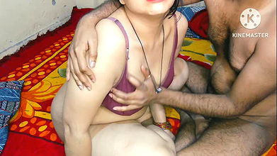 Bhabhi Ji Hotel Mein Hai…. ( Sandhya Bhabhi Hot Chudayee )