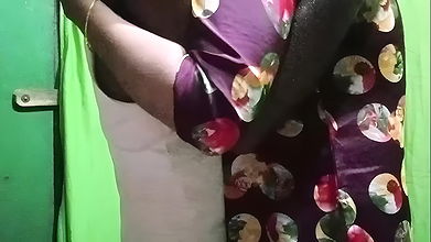 Stepmom seduces her stepson for the hardcore fucking in the hot night