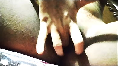 Desi village girl enjoing supper fast and deep masturbation