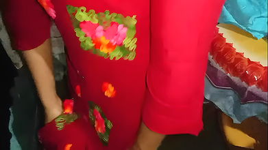 Beautiful Deshi woman first time sex video girlfriend and boyfriend