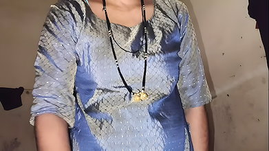 After wearing it, the sister-in-law climbed on the brother-in-law and got fucked by his thick dick