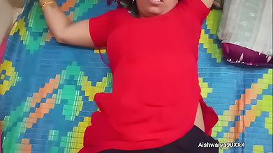 Beautiful indian desi Wife Aishwarya fucking hot with her husband