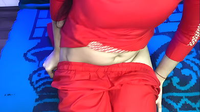 Boss ne meri pyasi kuvari chut ko jab shalane shuru kiya meri pyasi chut ki pyas bhujhayi mere boss ne