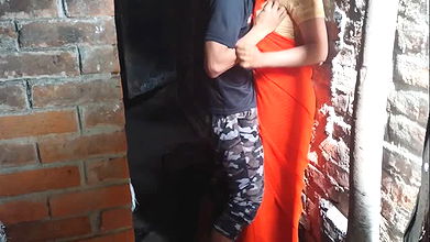 Desi bhabi ne x boyfriend ke sath chupke se chudai ki