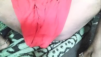 Aaj to pados wali bhabhi na ghar bulakar aapni choot ki shawing karwai