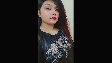 Beautiful Babe Fingering And Nude Captured