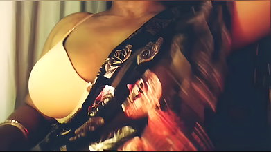 Hot desi sexy erotic girl enjoys sex by making noise by applying boobs nipple clamp
