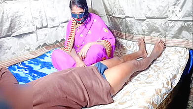 Indian village soni sexy bhabhi alone in cold calls aunt’s boy home and rides cock massage.hq xdesi