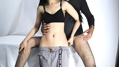 Indian big cock fucked by 18year Girl With hindi audio Story full HD video