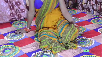 Indian Anita bhabhi fucking in yellow saree – desi chudai