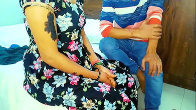 In the bathroom, the boy made an MMS of a college girl