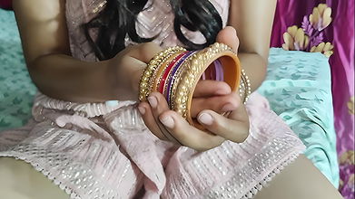 Horny stepsister Kavita May can’t think nothing but harcore sex with her stepbrother’s fat cock during nude posing