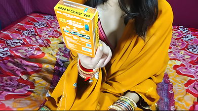 Bhabhi Ji Ne Khud Condom Diye Or Kaha Meri Sari Piyas Bhuja Do Devar Ji