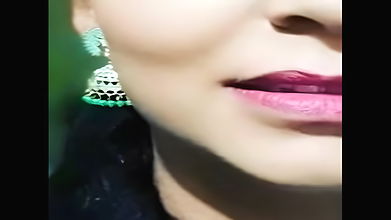 Indian unsatisfied aunty masturbating and dirtytalking