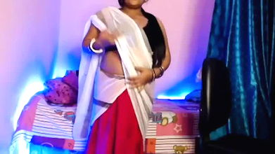 The Village Girl Had Fun by Opening Her Bra and Showing Her Juicy Sexy Long Big Boobs