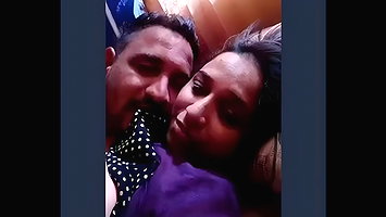 Desi Supr hot horny bhahi allowing devr