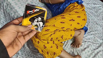 Papa ji caught a condom in Kavita didi’s bag, after that I left him scared and left a lot