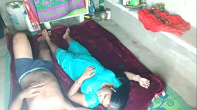 Neighbor’s sexy hot aunty got naked and fucked desi style fucking