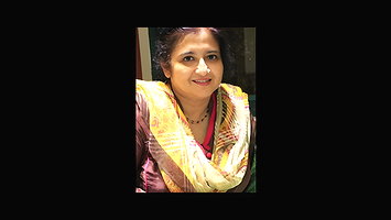 paki doctor shahnaz caught nude