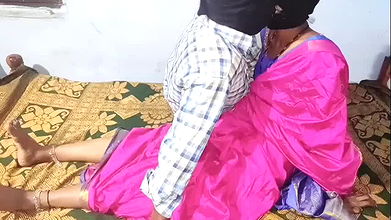 Desi Indian couple’s romantic sex video