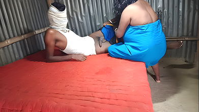 Bhabhi ne land dekh kar chudai karne ke liye bola