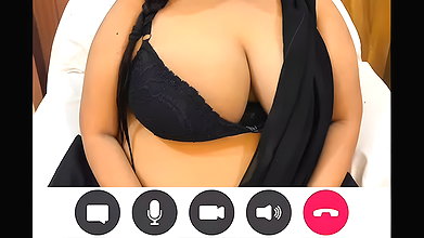 Bhabhi Ko Call Record MMS Lick – Desi Hot Bhabhi Hugh Boobs Video Call Record