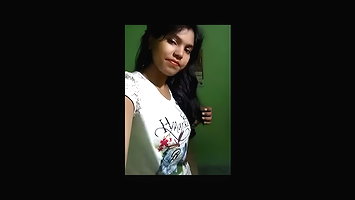 cute indian girl boob and pussy selfie new