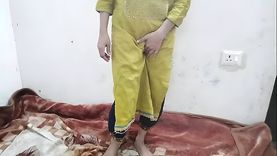 Rat me Indian aunty ko chod diya