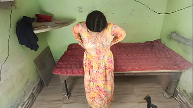 Nai bhabhi ki garte pe rahe bad chudai