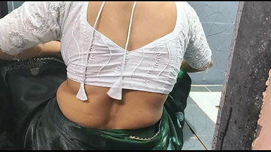 Indian Desi Bathing video Hot school girl