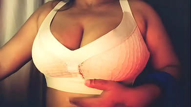 Hot Girl Bra Opening Big Boobs Show