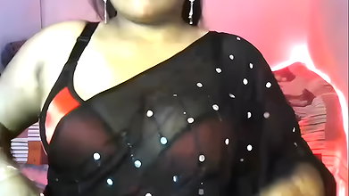 The Housewife Was Stripped Naked and Fucked and the Girl Did a Blowjob
