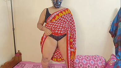 Indian Gorgeous Bhabhi Chut Khol Ke Ne Aisa Mut Diya Dil Garden Garden Ho Gaya