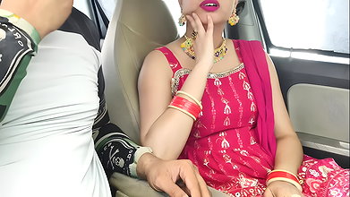 Cute Desi Indian Beautiful Bhabhi Gets Fucked with Huge Dick in car outdoor risky public sex
