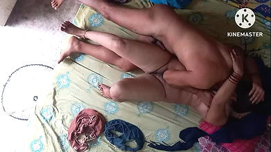 Hot sexy Kitu Bhabhi was made naked by her lover in the old house and then left after having fun