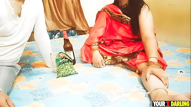 Esi maa ho to biwi ki kya jrurt, daaru bhi peeti hai, aur choot bhi deti hai aur kya chahiye mard ko