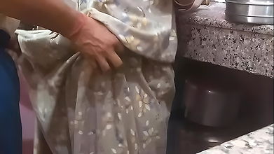 Hot sexy Kitu Bhabhi was left in the kitchen by her lover