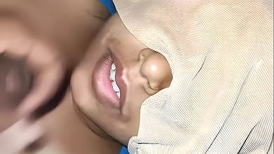 Very hot and sexy indian girl give her boyfriend very deep blowjob and after eating the cum