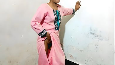 Step sister mere ko dekh kar paani nikala bur se