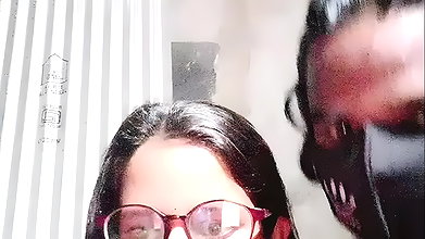 Sexy Pihu with her boyfriend