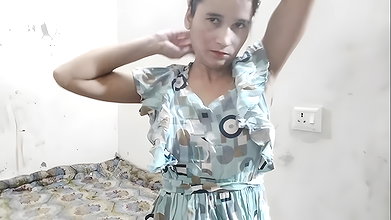 Bhabhi ji ko rat me ghori bna ke choda