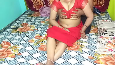 Beautiful bhabhi having romance