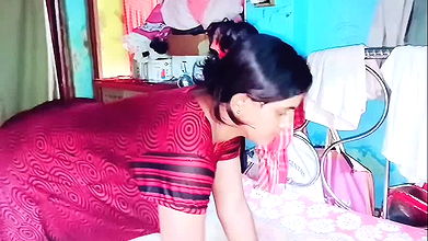 18 Years old Big Boobs Beautiful Desi Girl Fucked by Guy in Hindi Audio